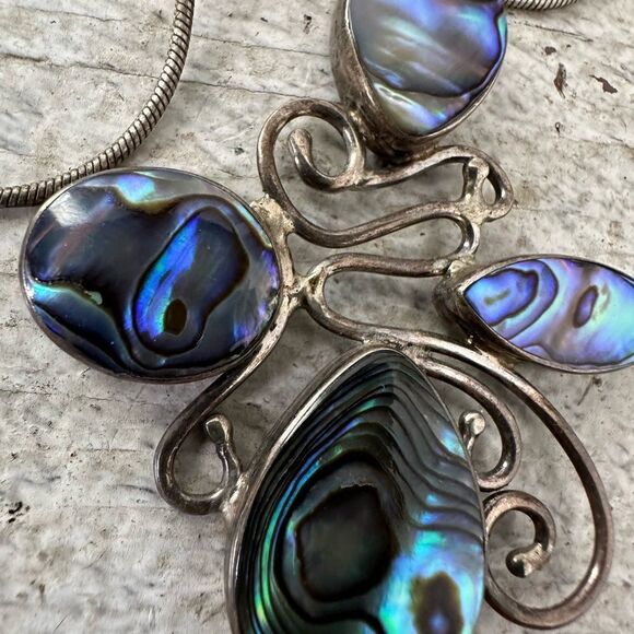 Vintage Modernist Sterling And Abalone Necklace - Picture 3 of 9
